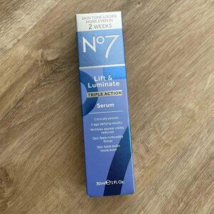 No7 Lift & Luminate Triple Action Face Serum 30 ml